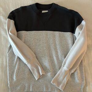 3 toned sweatshirt
